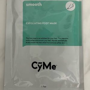CyMe exfoliating foot mask